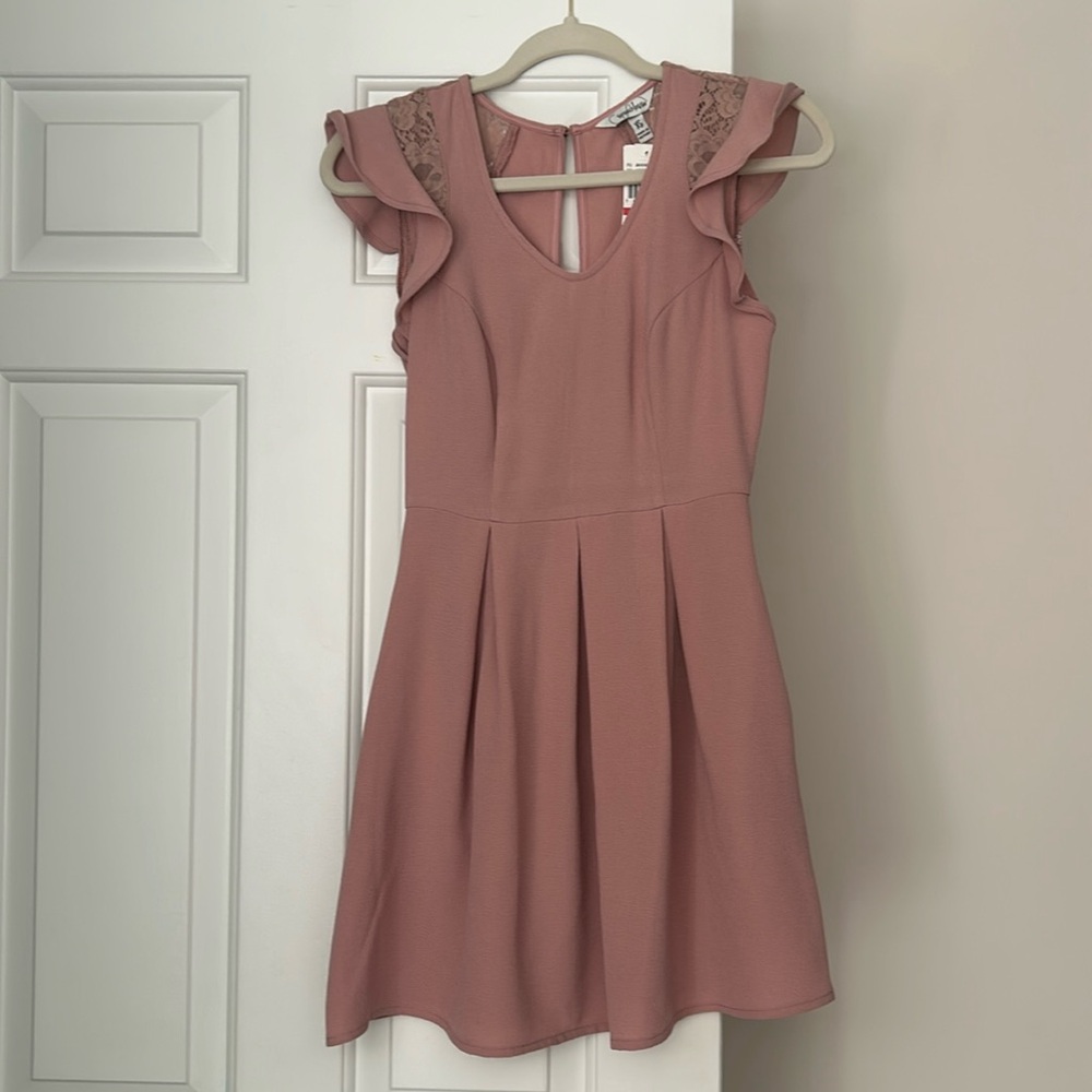 Summer dress with pockets